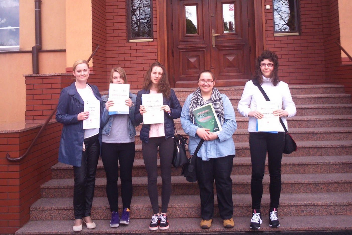gimnazjalistki pokonay licealistow 3 20150429 2041868169
