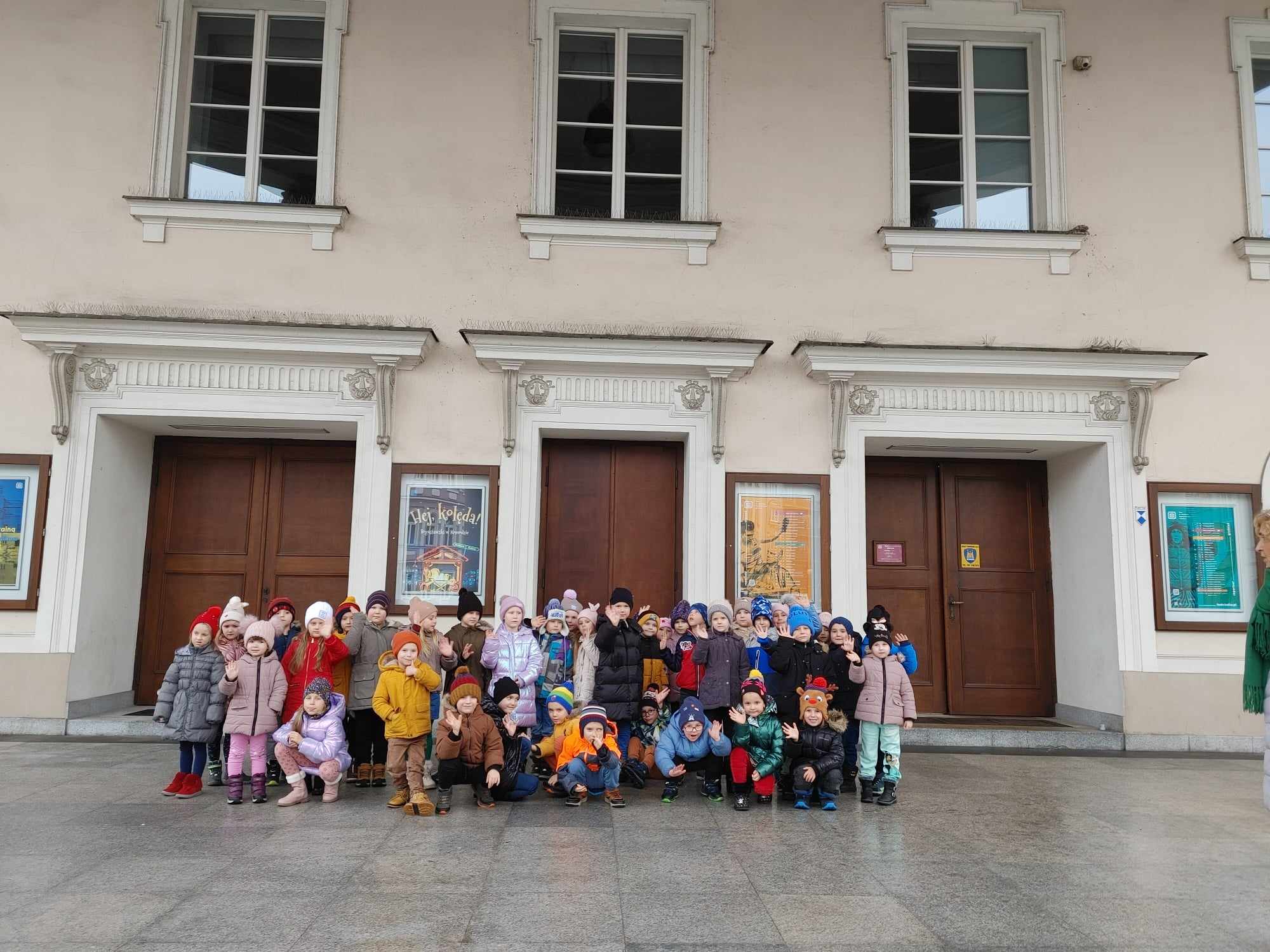 Przedszkolaki Krasnala Hałabały w Teatrze w Kaliszu
