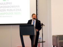 5853ab0f-5b74-4ef9-90f5-e64fbe051eed