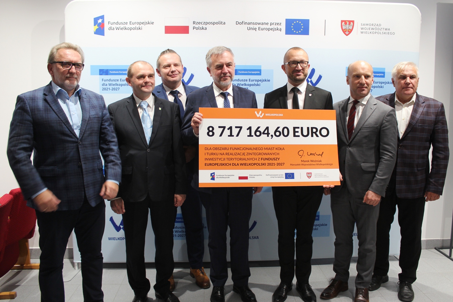 8 milionów euro na inwestycje w ludzi i w otoczenie